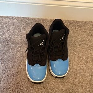 Jordan Kids Black and Light Blue Sneakers